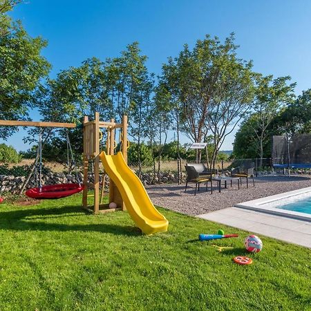 לאבין Villa Lotta מראה חיצוני תמונה